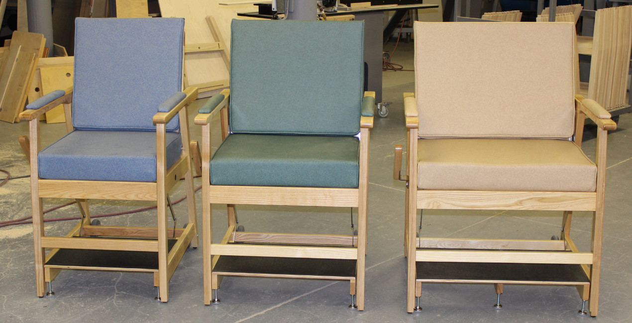 Hip Chair Shower Chair with Armrests : for post hip surgery patient